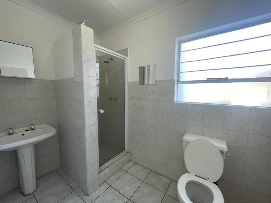 3 Bedroom Property for Sale in Wilro Park Gauteng