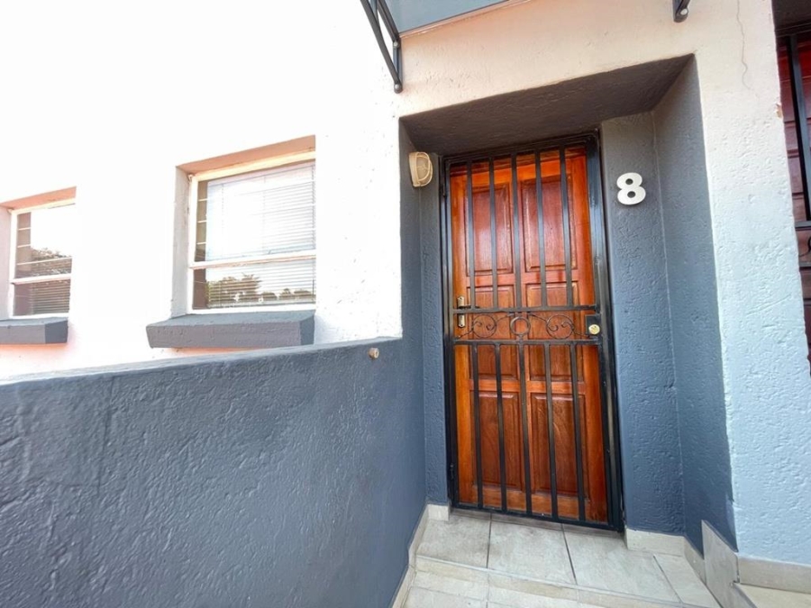 3 Bedroom Property for Sale in Wilro Park Gauteng