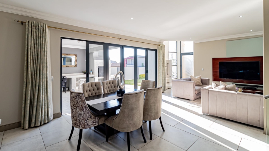4 Bedroom Property for Sale in Zambezi Manor Lifestyle Estate Gauteng