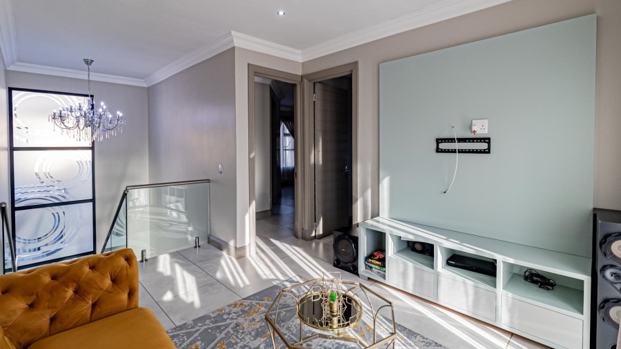 4 Bedroom Property for Sale in Zambezi Manor Lifestyle Estate Gauteng