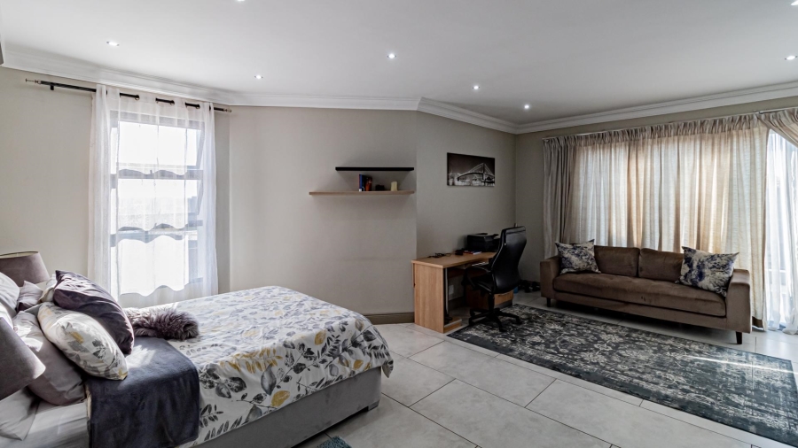 4 Bedroom Property for Sale in Zambezi Manor Lifestyle Estate Gauteng
