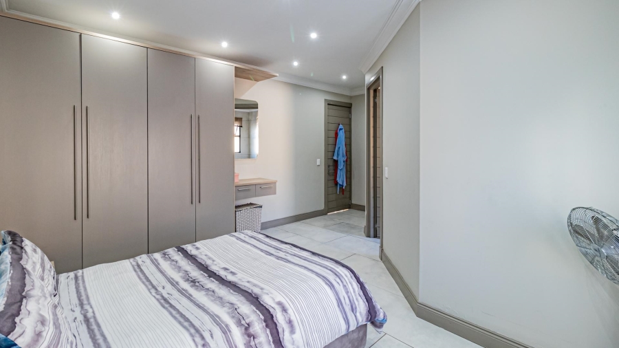 4 Bedroom Property for Sale in Zambezi Manor Lifestyle Estate Gauteng