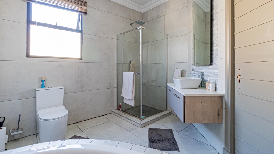 4 Bedroom Property for Sale in Zambezi Manor Lifestyle Estate Gauteng