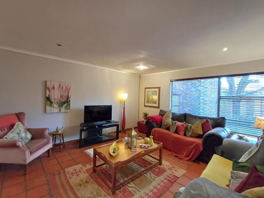To Let 3 Bedroom Property for Rent in Northwold Gauteng