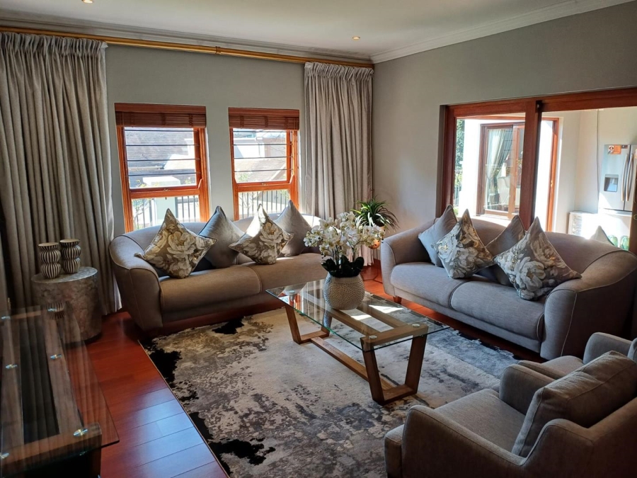 To Let 4 Bedroom Property for Rent in Northcliff Gauteng