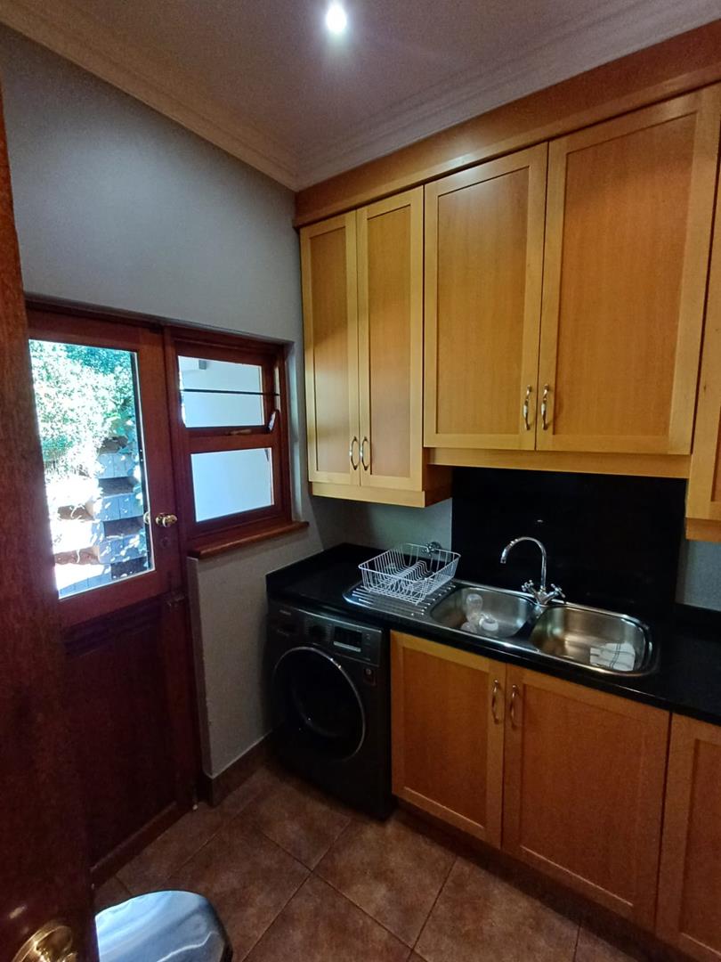 To Let 4 Bedroom Property for Rent in Northcliff Gauteng