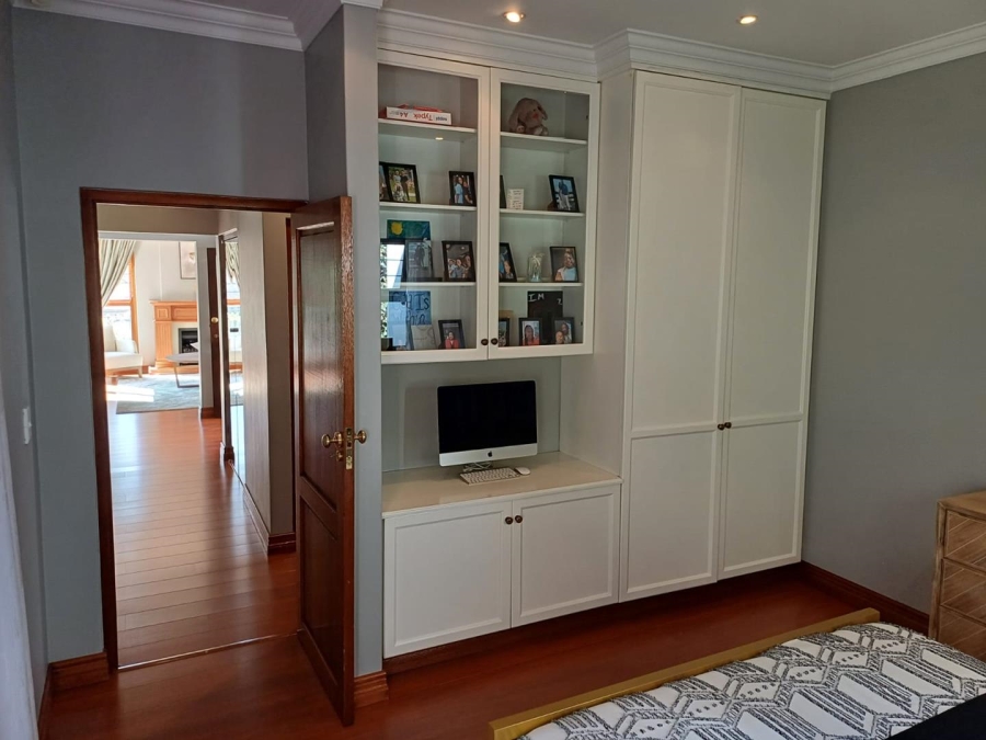 To Let 4 Bedroom Property for Rent in Northcliff Gauteng