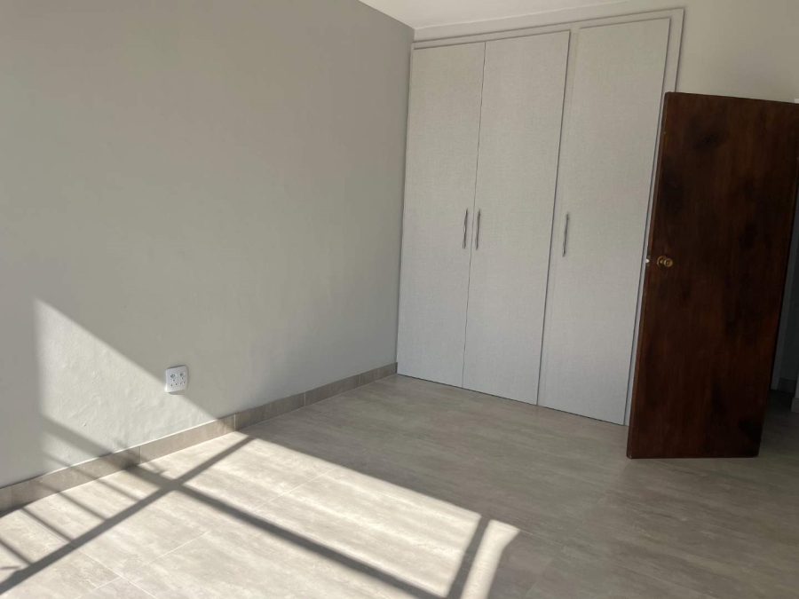 To Let 2 Bedroom Property for Rent in Roodepoort Gauteng
