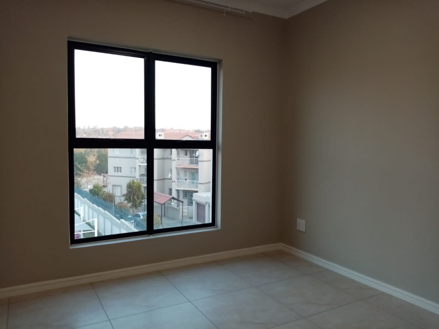 To Let 2 Bedroom Property for Rent in Noordhang Gauteng