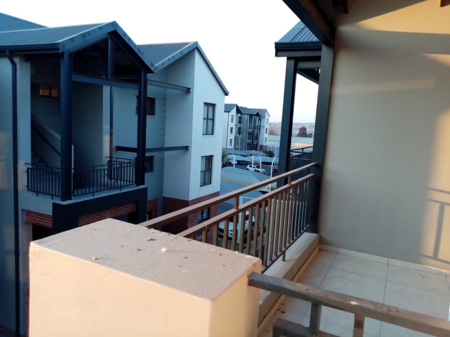 To Let 2 Bedroom Property for Rent in Noordhang Gauteng
