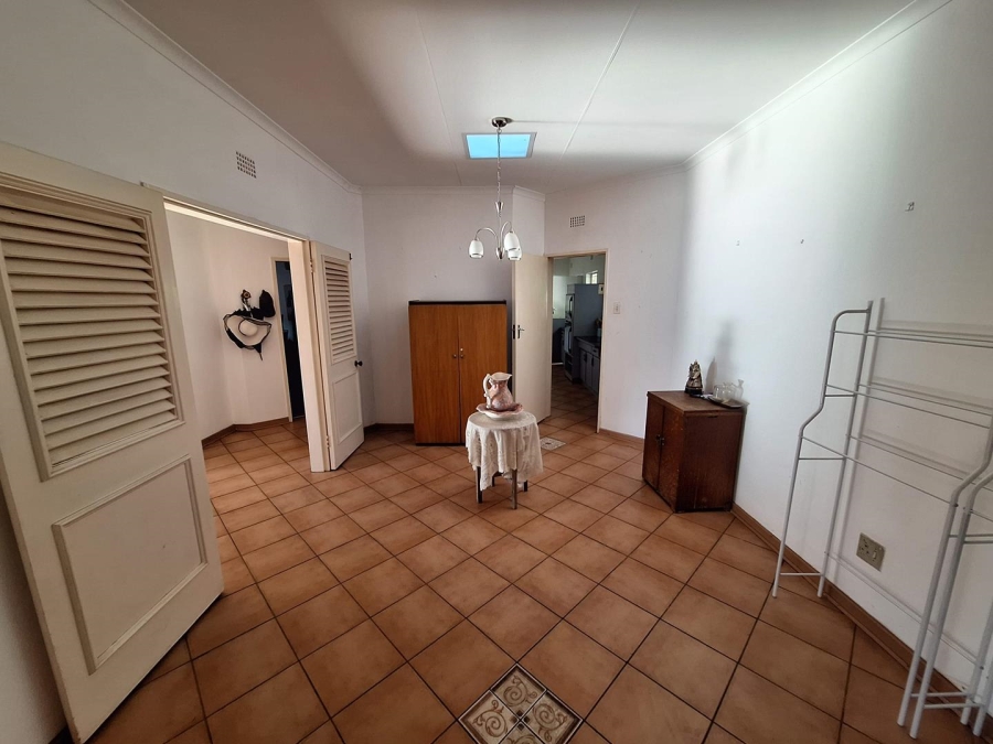 To Let 4 Bedroom Property for Rent in Kelland Gauteng