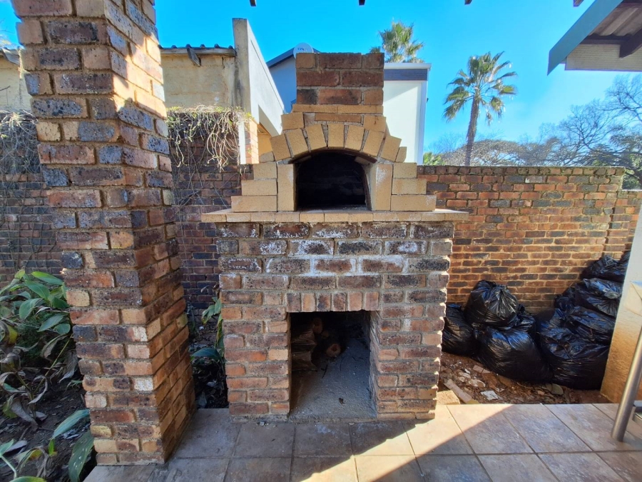To Let 4 Bedroom Property for Rent in Kelland Gauteng