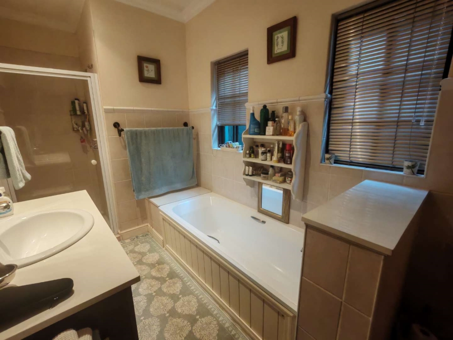 4 Bedroom Property for Sale in Clubview Gauteng