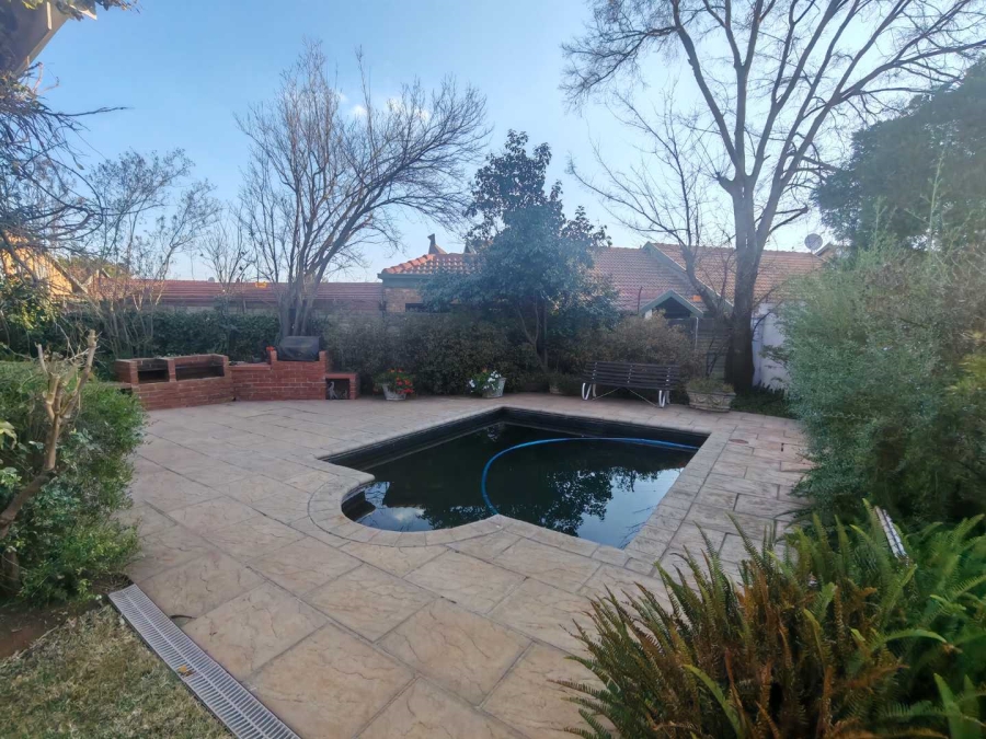 4 Bedroom Property for Sale in Clubview Gauteng