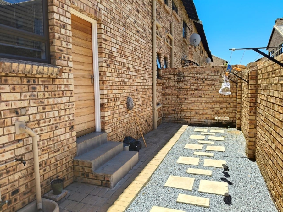 3 Bedroom Property for Sale in Brentwood Park Gauteng