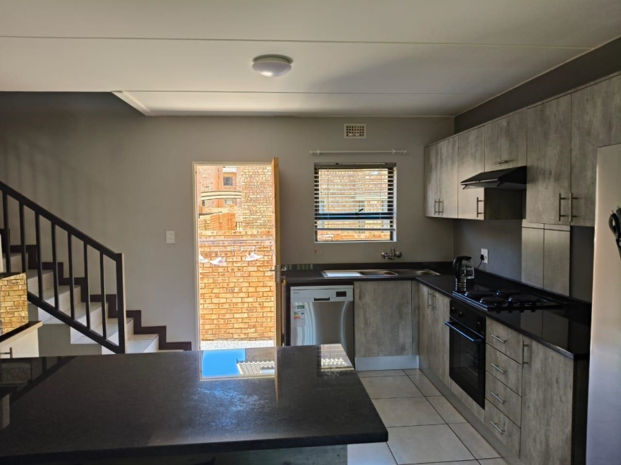 3 Bedroom Property for Sale in Brentwood Park Gauteng