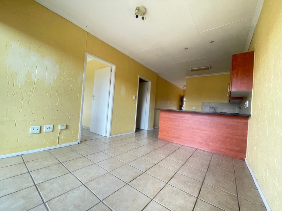 To Let 2 Bedroom Property for Rent in Comet Gauteng