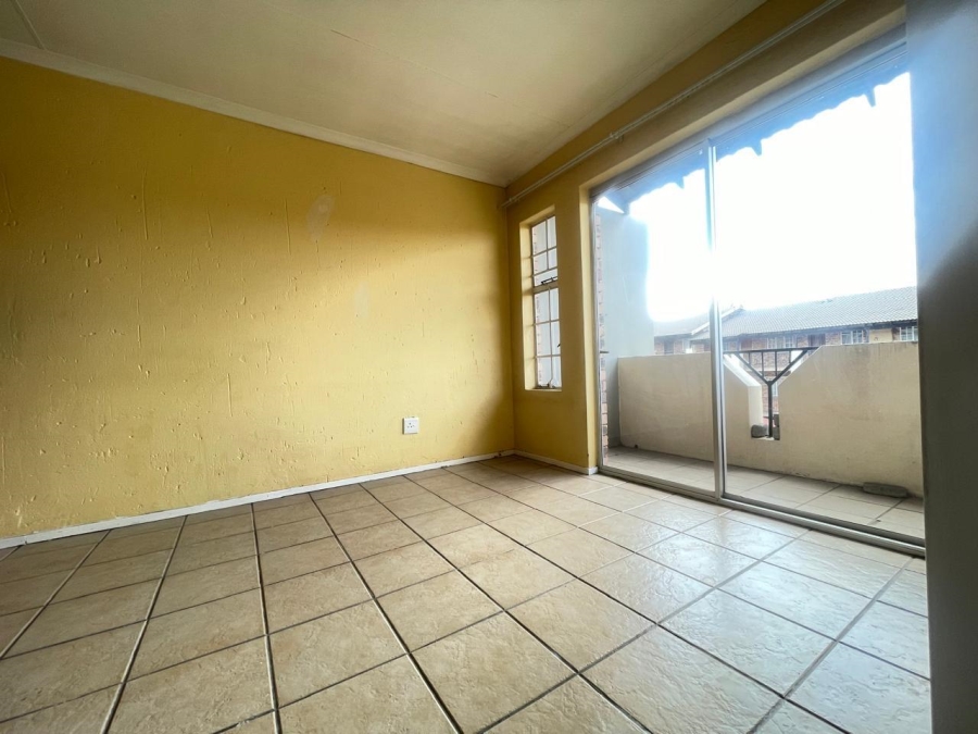 To Let 2 Bedroom Property for Rent in Comet Gauteng
