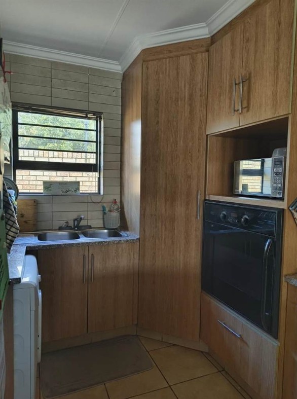 3 Bedroom Property for Sale in Equestria Gauteng