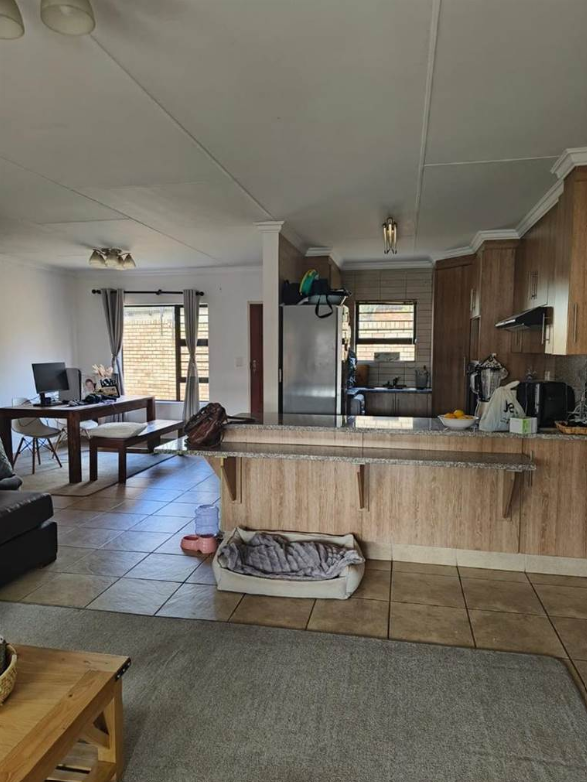 3 Bedroom Property for Sale in Equestria Gauteng