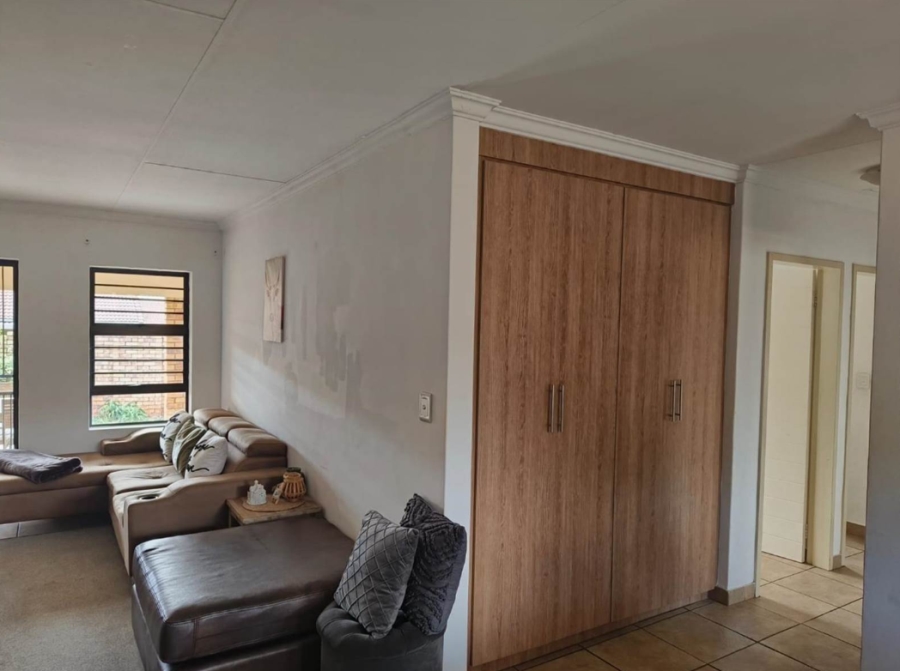 3 Bedroom Property for Sale in Equestria Gauteng