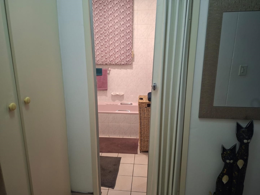 3 Bedroom Property for Sale in Rietfontein Gauteng