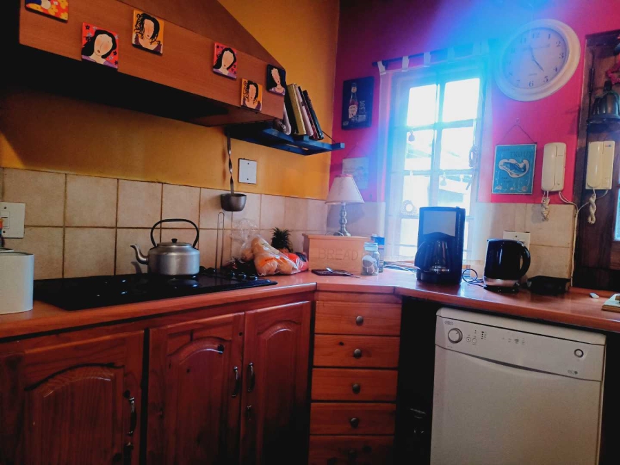 6 Bedroom Property for Sale in Westdene Gauteng