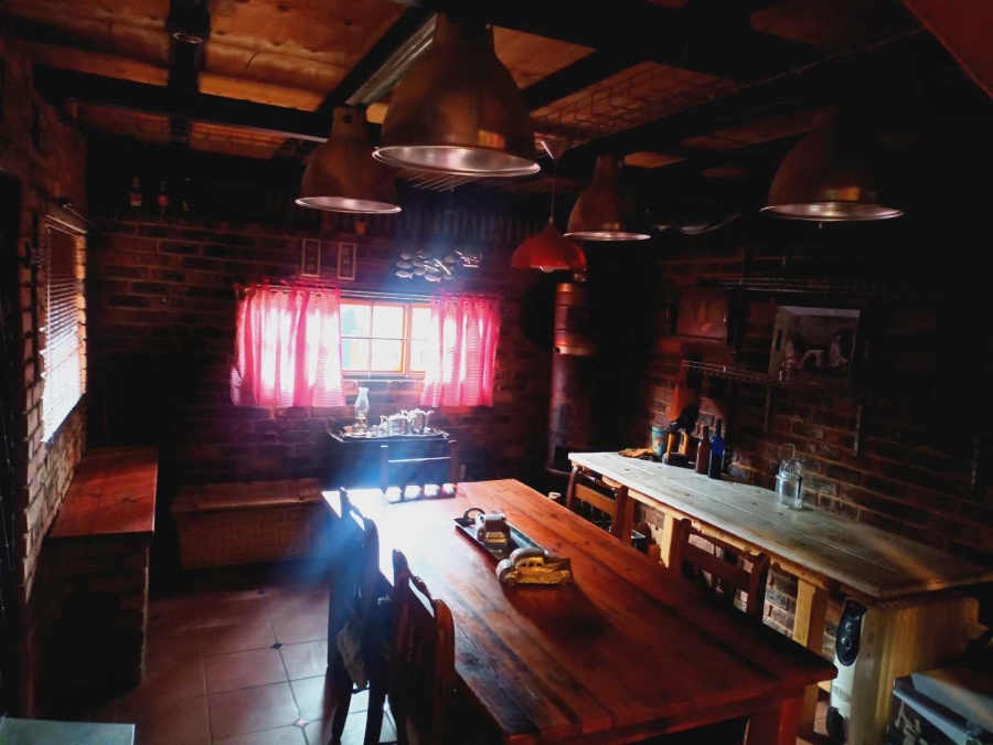 6 Bedroom Property for Sale in Westdene Gauteng