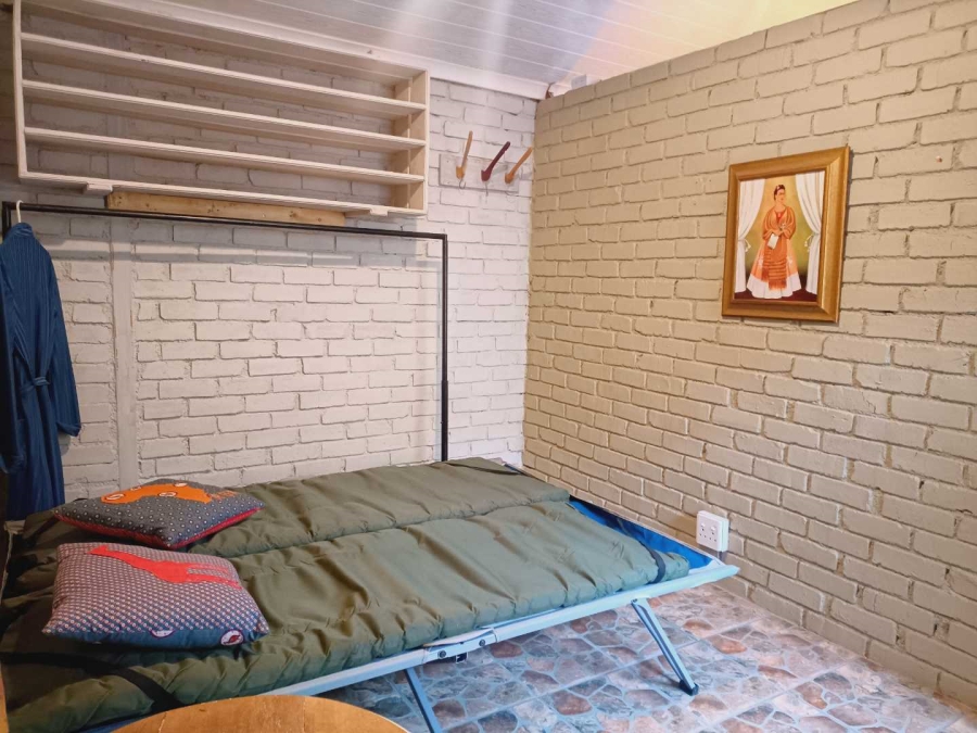 6 Bedroom Property for Sale in Westdene Gauteng