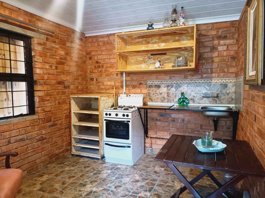 6 Bedroom Property for Sale in Westdene Gauteng