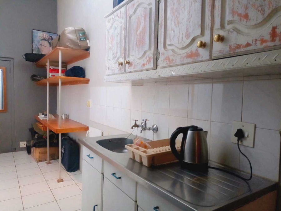 6 Bedroom Property for Sale in Westdene Gauteng
