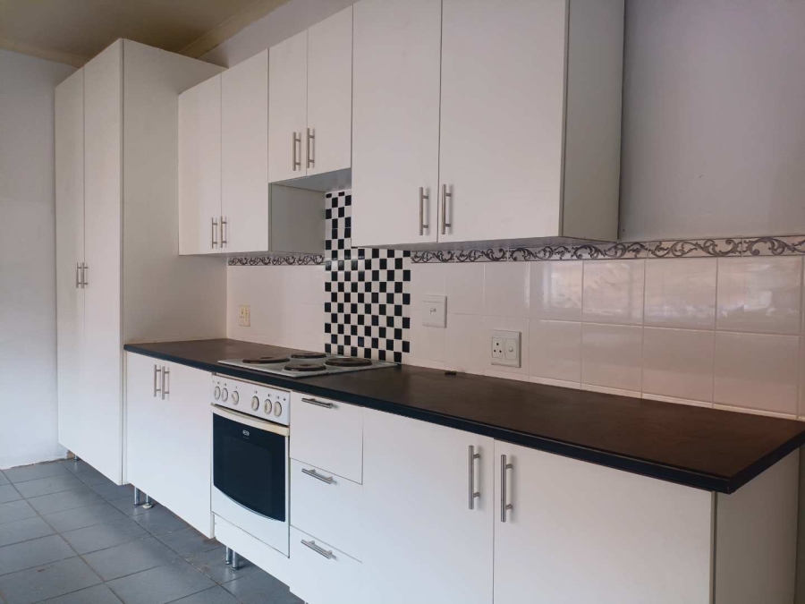 4 Bedroom Property for Sale in Newclare Gauteng