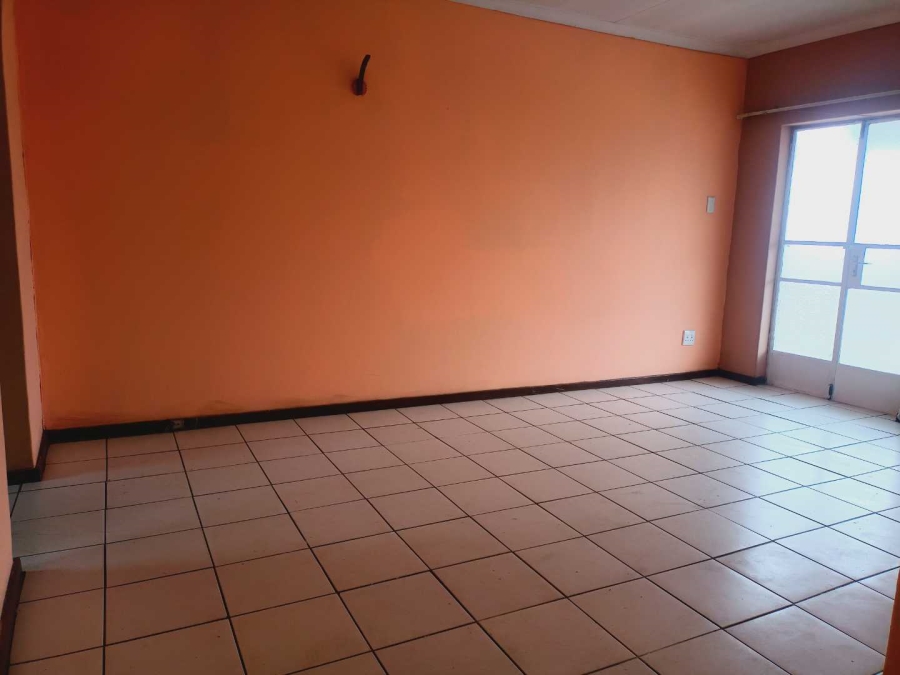 4 Bedroom Property for Sale in Newclare Gauteng
