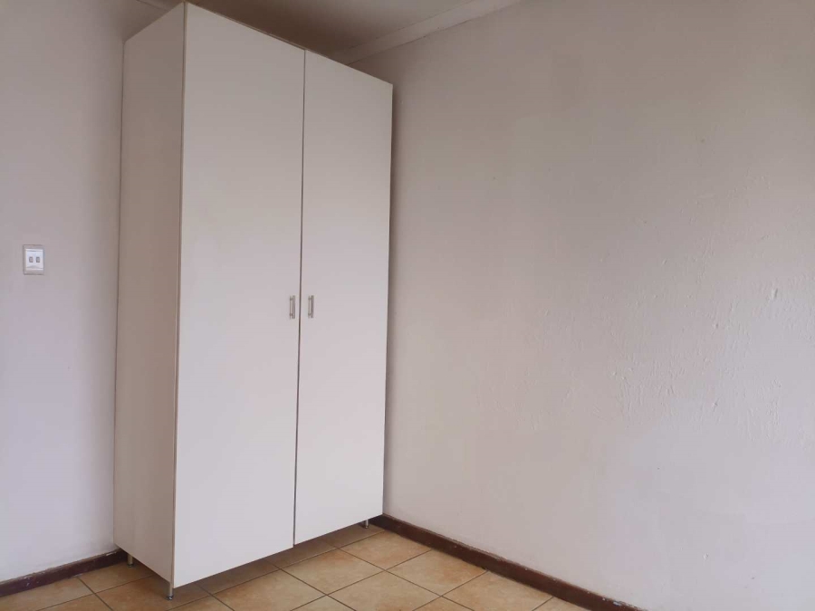 4 Bedroom Property for Sale in Newclare Gauteng