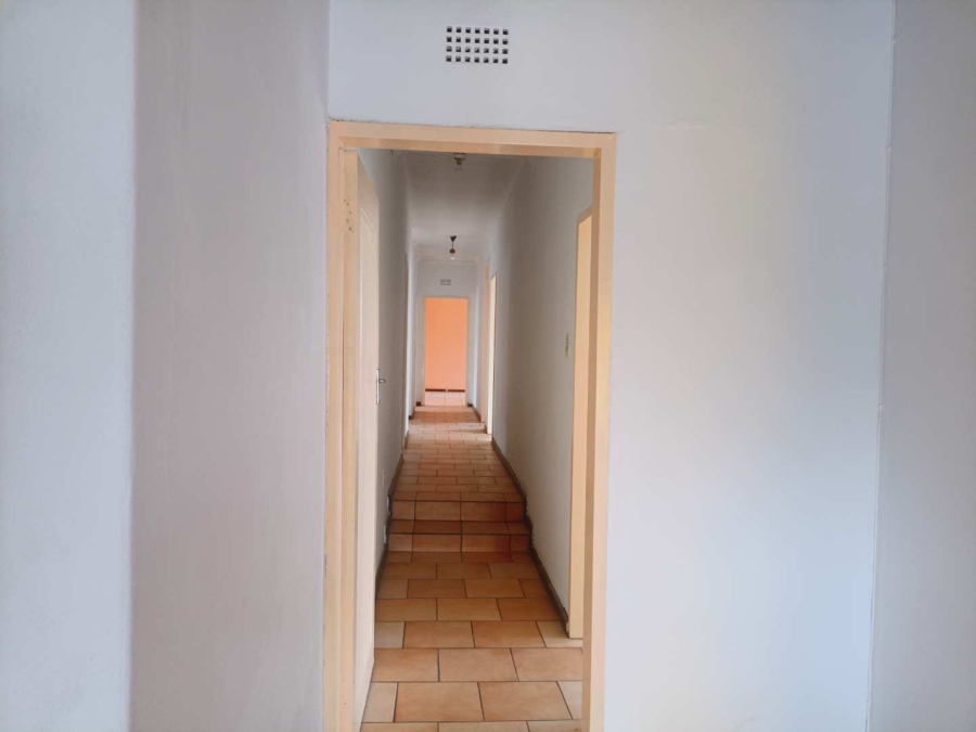 4 Bedroom Property for Sale in Newclare Gauteng