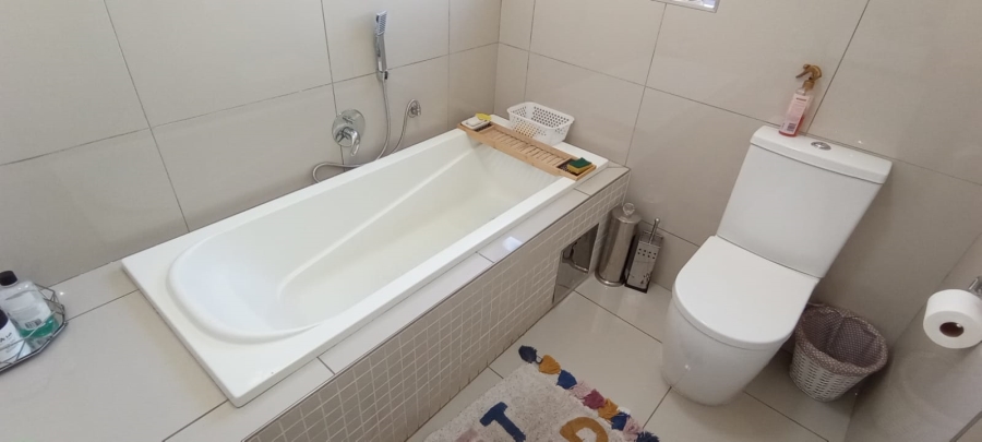 3 Bedroom Property for Sale in Pomona Gauteng