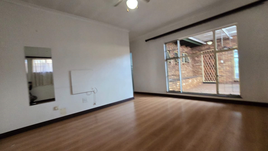 3 Bedroom Property for Sale in Wonderboom Gauteng