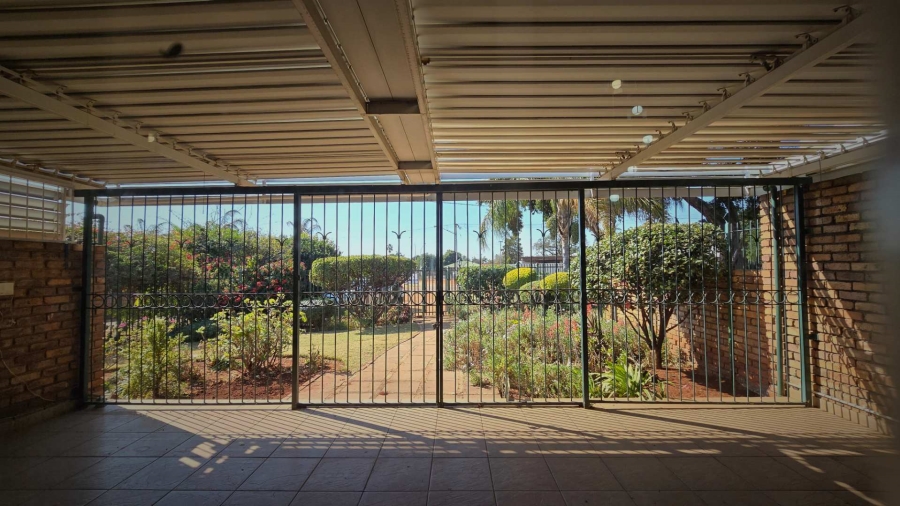 3 Bedroom Property for Sale in Wonderboom Gauteng