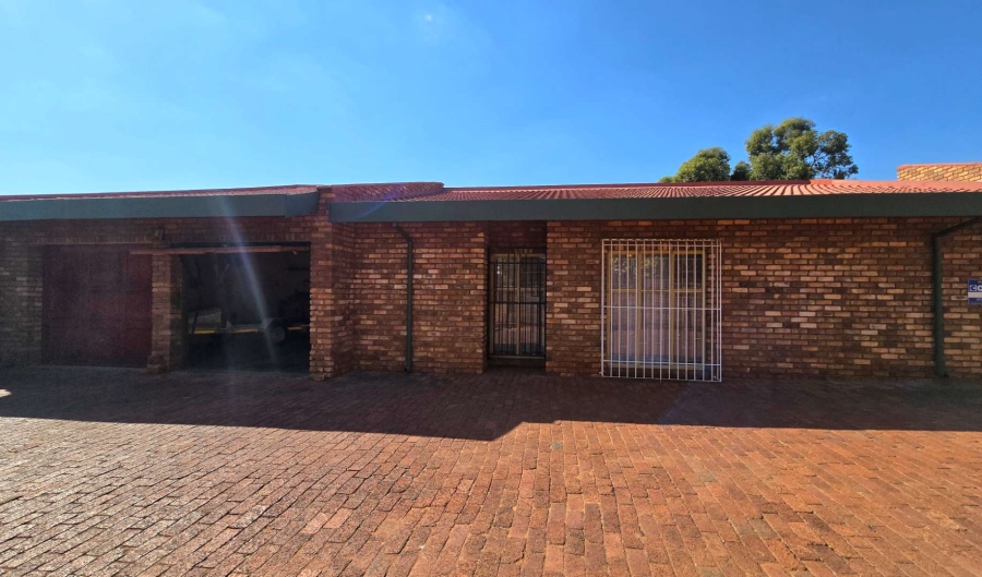 3 Bedroom Property for Sale in Wonderboom Gauteng