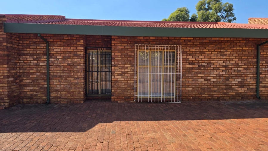 3 Bedroom Property for Sale in Wonderboom Gauteng