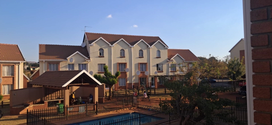 2 Bedroom Property for Sale in The Orchards Gauteng