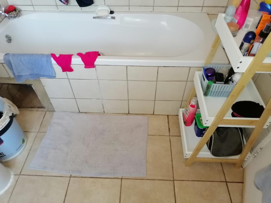 2 Bedroom Property for Sale in The Orchards Gauteng