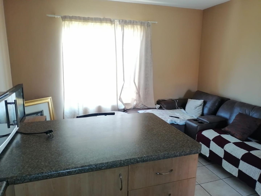 2 Bedroom Property for Sale in The Orchards Gauteng
