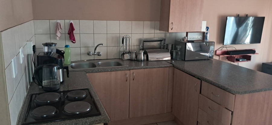 2 Bedroom Property for Sale in The Orchards Gauteng