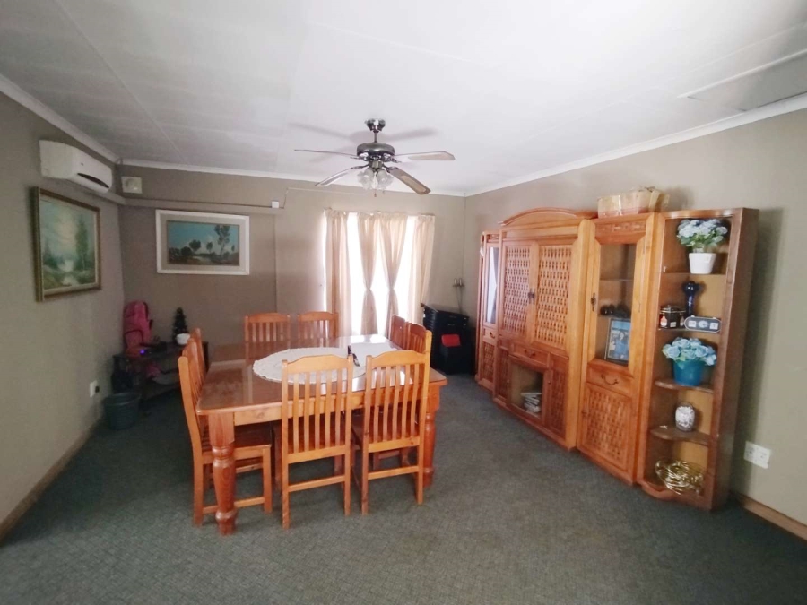 To Let 4 Bedroom Property for Rent in Doornpoort Gauteng