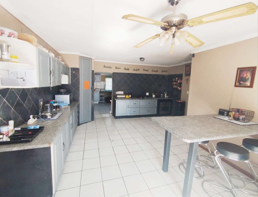 To Let 4 Bedroom Property for Rent in Doornpoort Gauteng