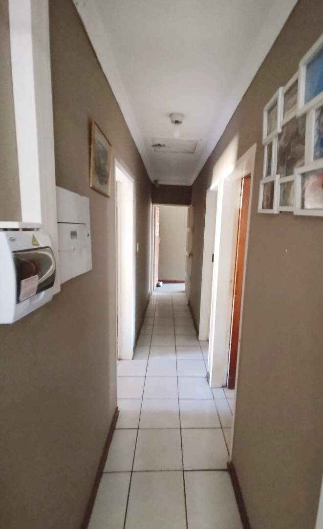 To Let 4 Bedroom Property for Rent in Doornpoort Gauteng