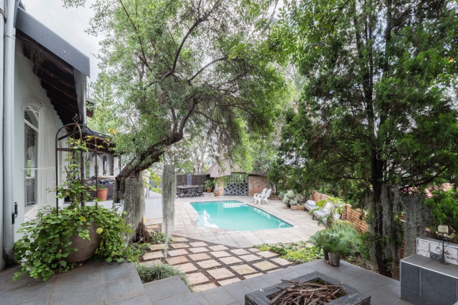To Let 4 Bedroom Property for Rent in Roodekrans Gauteng