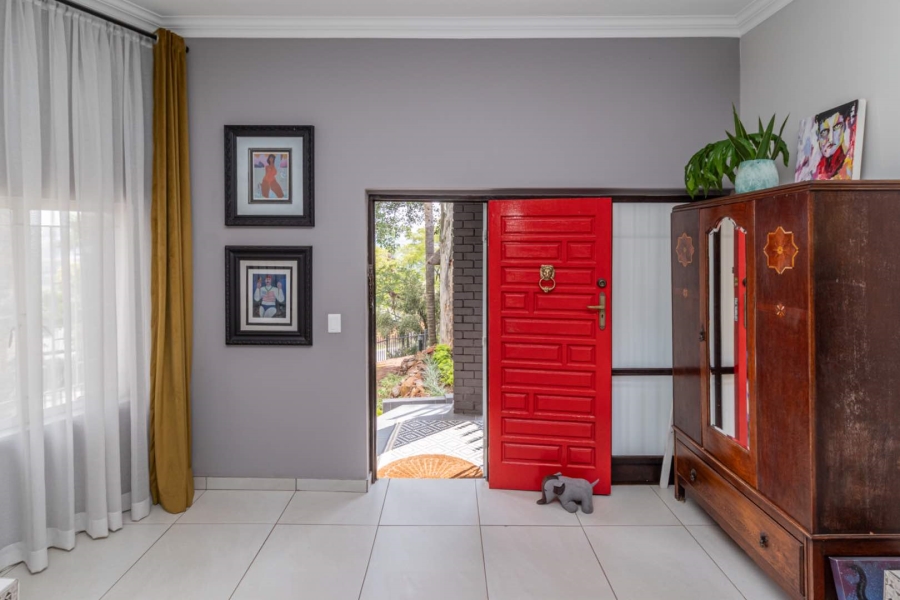 To Let 4 Bedroom Property for Rent in Roodekrans Gauteng