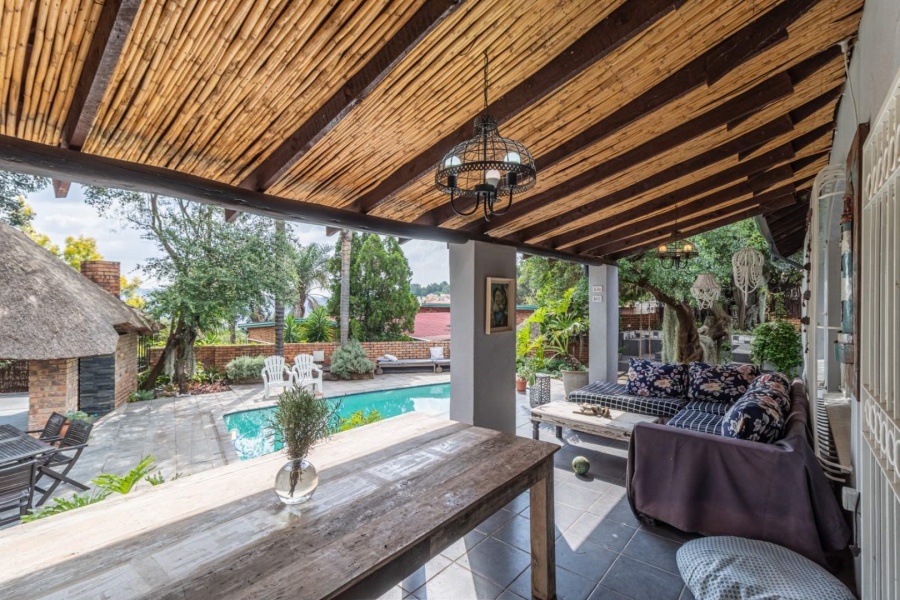 To Let 4 Bedroom Property for Rent in Roodekrans Gauteng